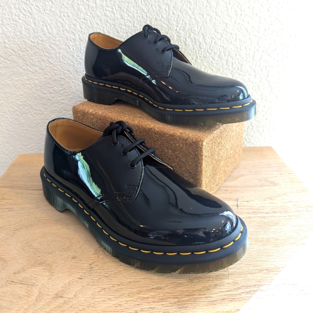 DOC MARTENS 1461 PATENT LEATHER OXFORDS - BLACK - NWOB